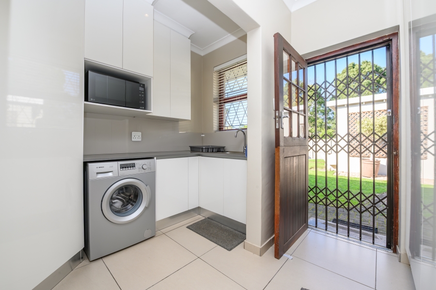 4 Bedroom Property for Sale in Walmer Eastern Cape